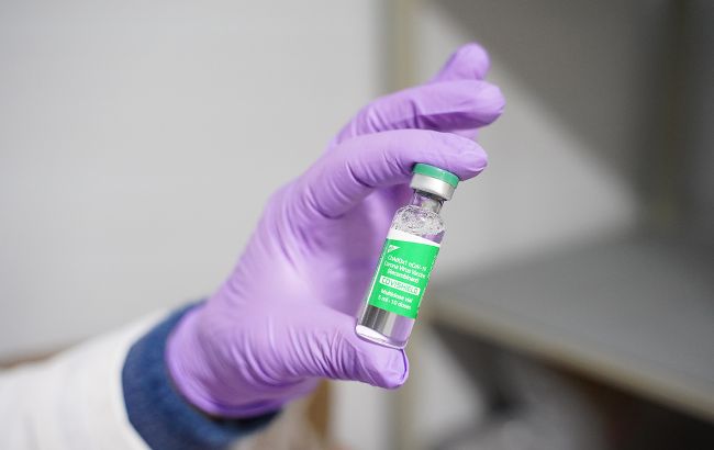 Вакцинация в Украине: медики рассказали о новых побочных эффектах от Covishield
