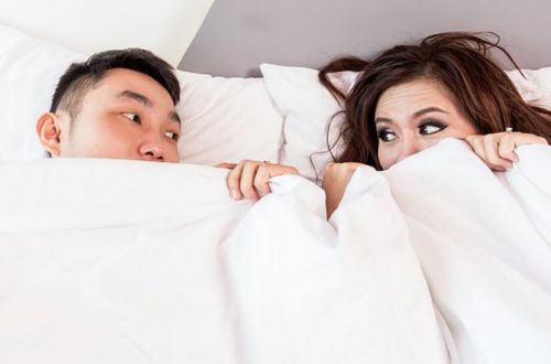 Десять привычек, которые мужчины не могут терпеть во время интима