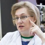 Тромбоз после AstraZeneca: Голубовская объяснила, кому можно и нельзя вакцинироваться