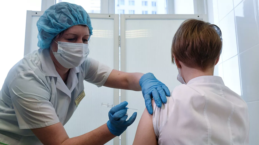 В Минздраве рассчитывают на ускорение вакцинации в мае