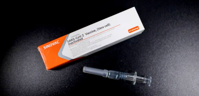 В Минздраве заявили, что китайской вакцине Sinovac Biotech моно доверять