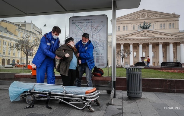 В Москве объявили долгие выходные из-за всплеска коронавируса