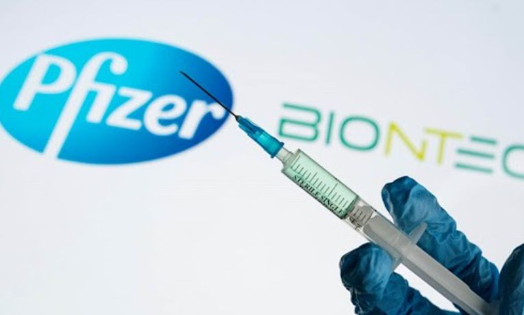 Pfizer отреагировала на смерть украинца после COVID-вакцинации