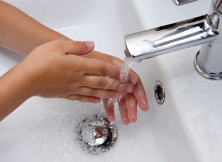 Составлена математическая модель правильного мытья рук
