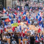 Во Франции массовые протесты из-за паспортов здоровья