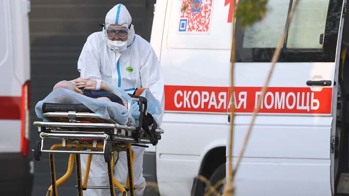 Более 21,9 тыс. новых случаев COVID-19 выявлено в РФ за сутки, максимальные за пандемию 808 умерших - оперштаб