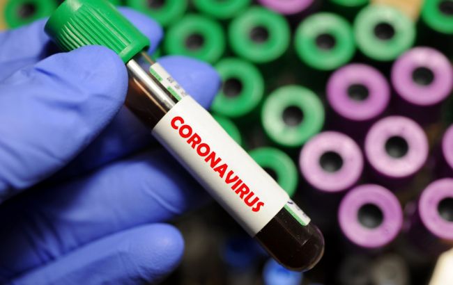 В Британии нашли еще более заразный вариант коронавируса, чем "Дельта", - FT