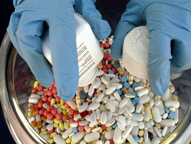 В Украине запретили два известные медицинские препараты