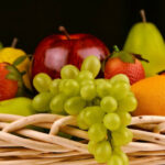 Названы плюсы и минусы употребления винограда
