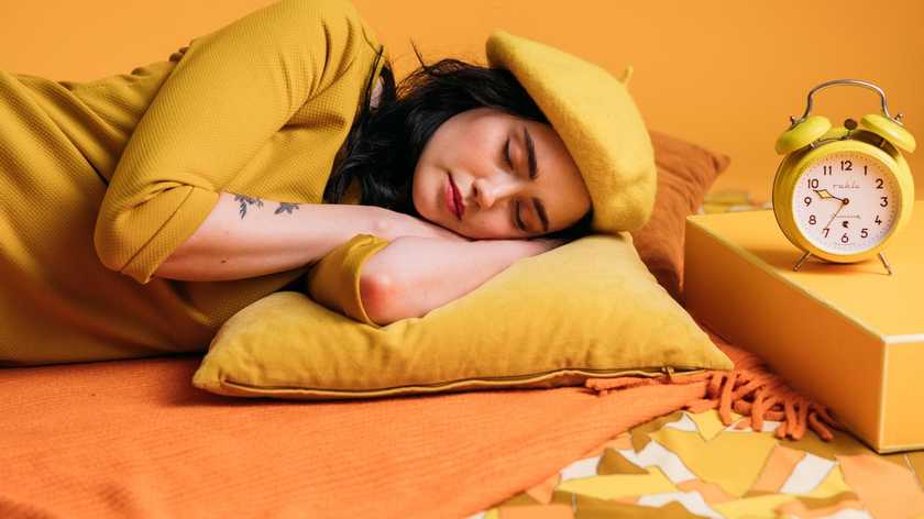 Восемь шагов к здоровому сну: сомнолог подсказала, как начать высыпаться