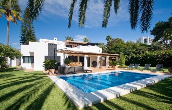 Выгодная покупка недвижимости в популярных регионах Испании