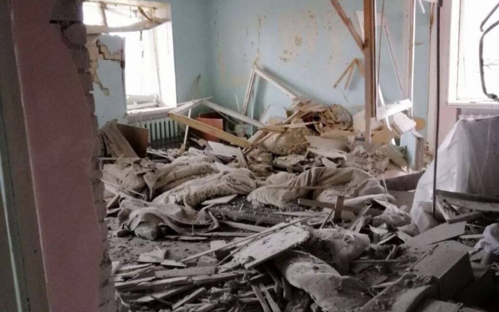 Оккупанты вывели из строя 34 больницы на территории Украины, некоторые из них полностью разрушены