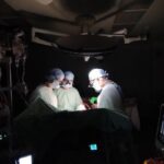 У Львові хірурги без електроенергії провели операцію на серці