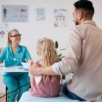 Що має насторожити під час розмови з сімейним лікарем: це важливо знати