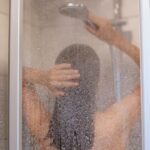 Ніколи не приймайте довго гарячий душ – і ось чому